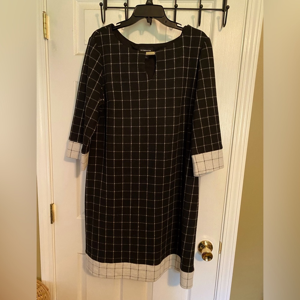 Liz Claiborne size 16 fall/winter dress